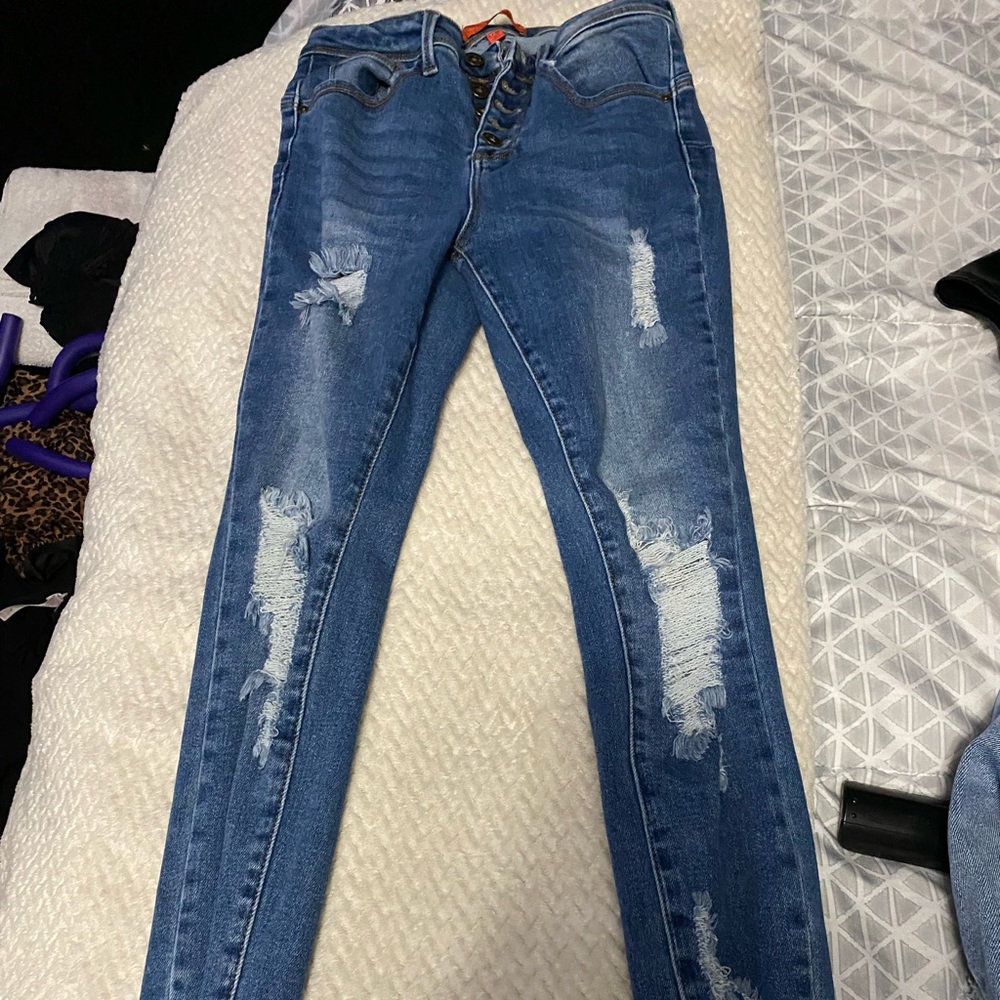 Ripped jeans